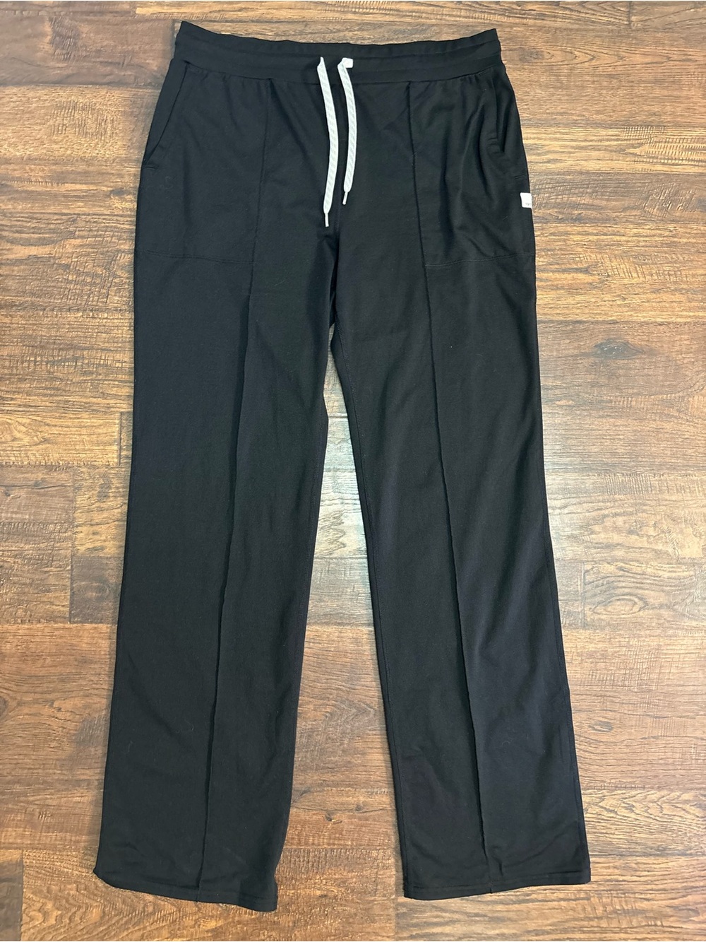 Vuori Women's Halo Essential Wideleg Pant Black Size Large